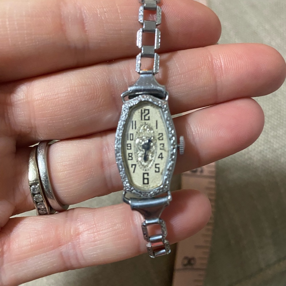 Vintage Elaine watch silver tone